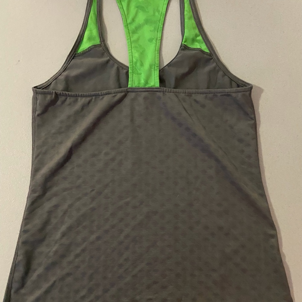 Run in Rabbit Tank sz M - Picture 3 of 3